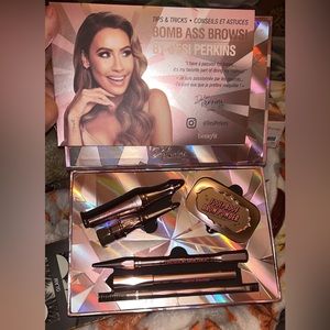 Brand new limited edition benefit brow kit